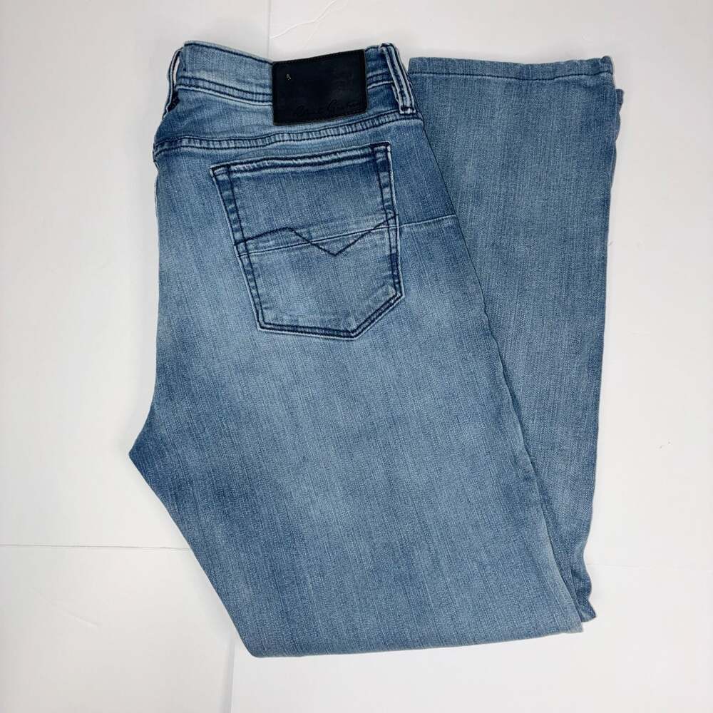 Robert Graham Men Size 34 Blue Denim Jeans Straight Leg Red Zipper